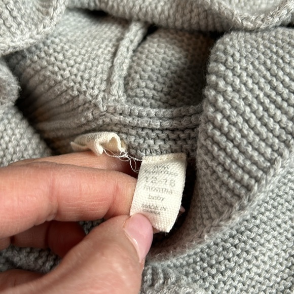 Baby Gap 12-18 months boys sweater button up light gray with hood and ear detail - Picture 4 of 6